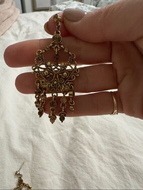 Vintage-Style Gold Filigree Dangle Earrings